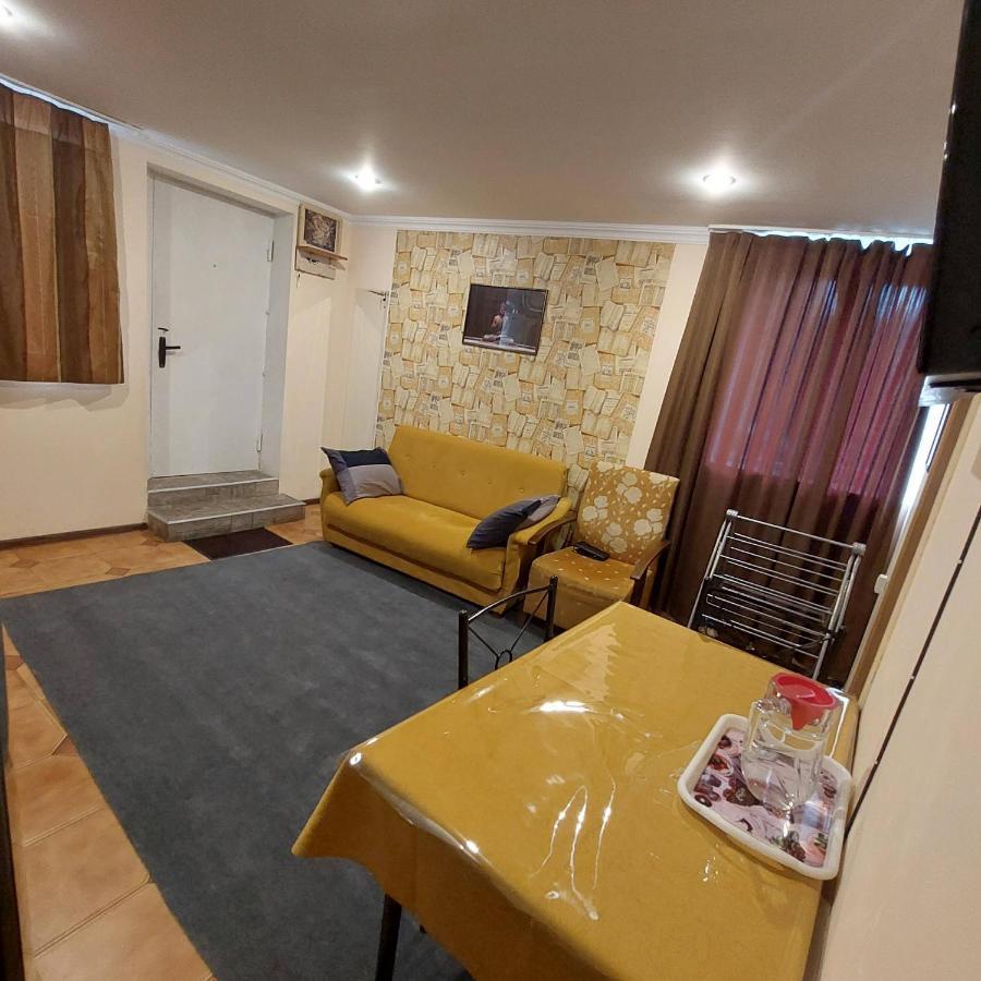 Buddha Apartment Tbilisi Ngoại thất bức ảnh